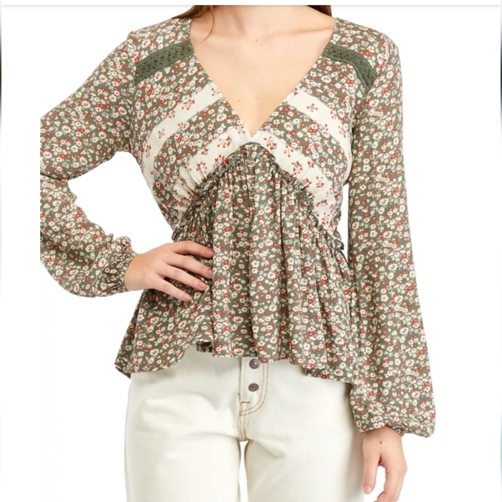 Belle Du Jour Olive Green Floral Long Sleeve V-neck Flowy Top Small Boho Chic